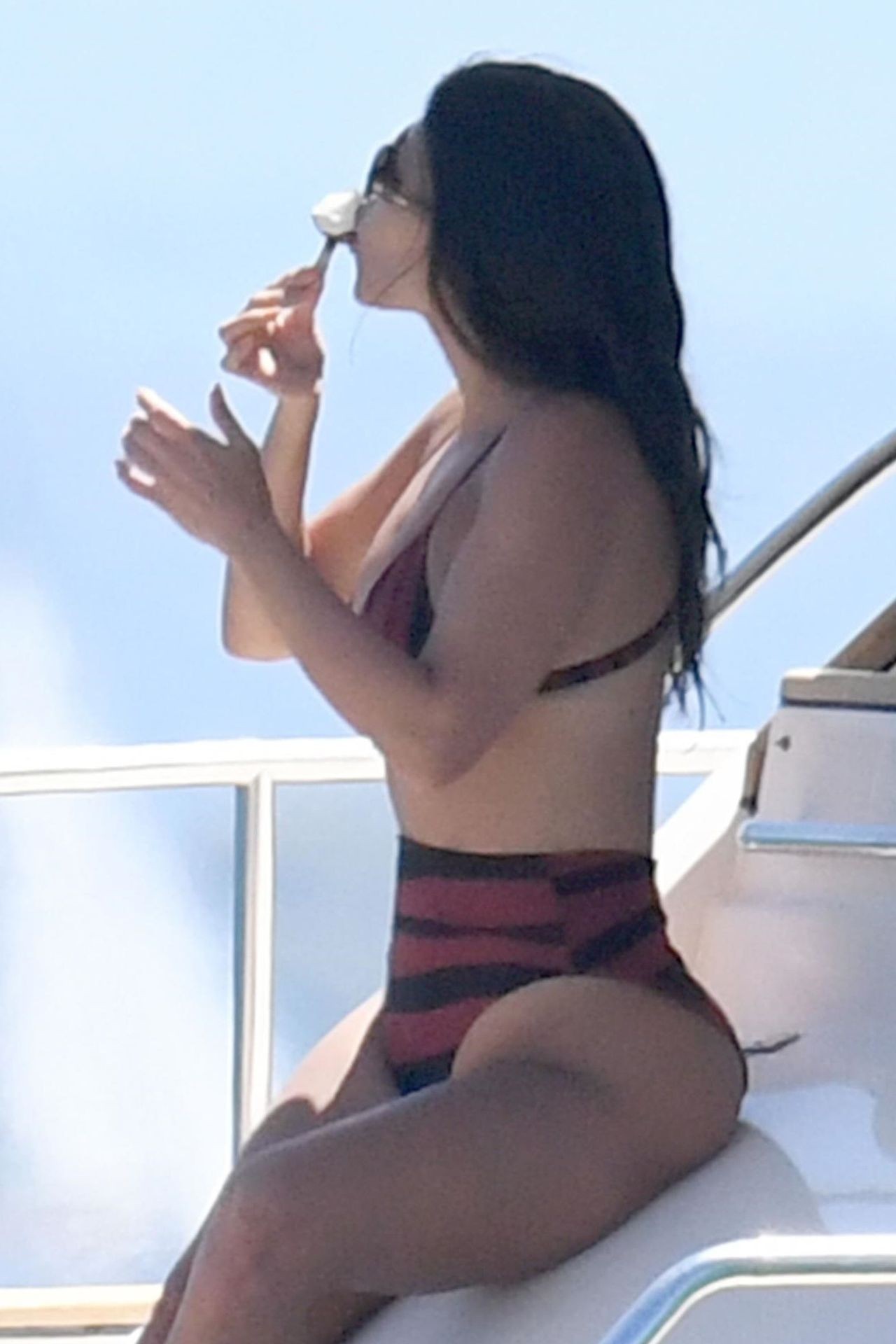 kourtney-kardashian-sexy-ass-thefappening-cfd-9 Kourtney Kardashian Fappening