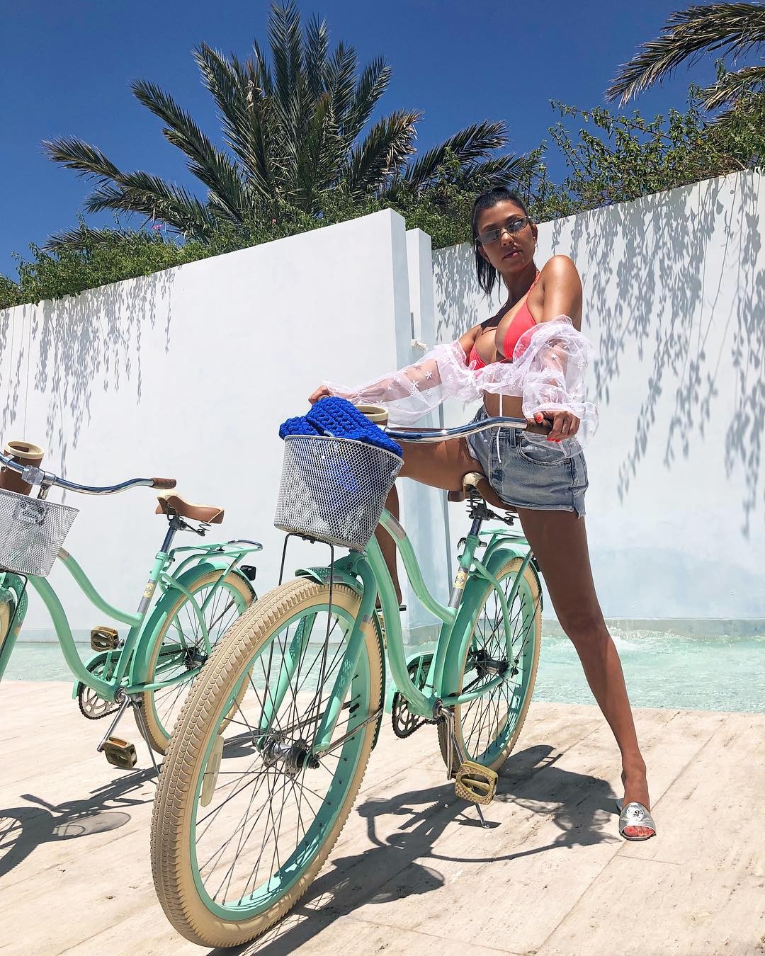 kourtney-kardashian-sexy-the-fappening-pro-17 kourtney kardashian sexy the fappening pro 17