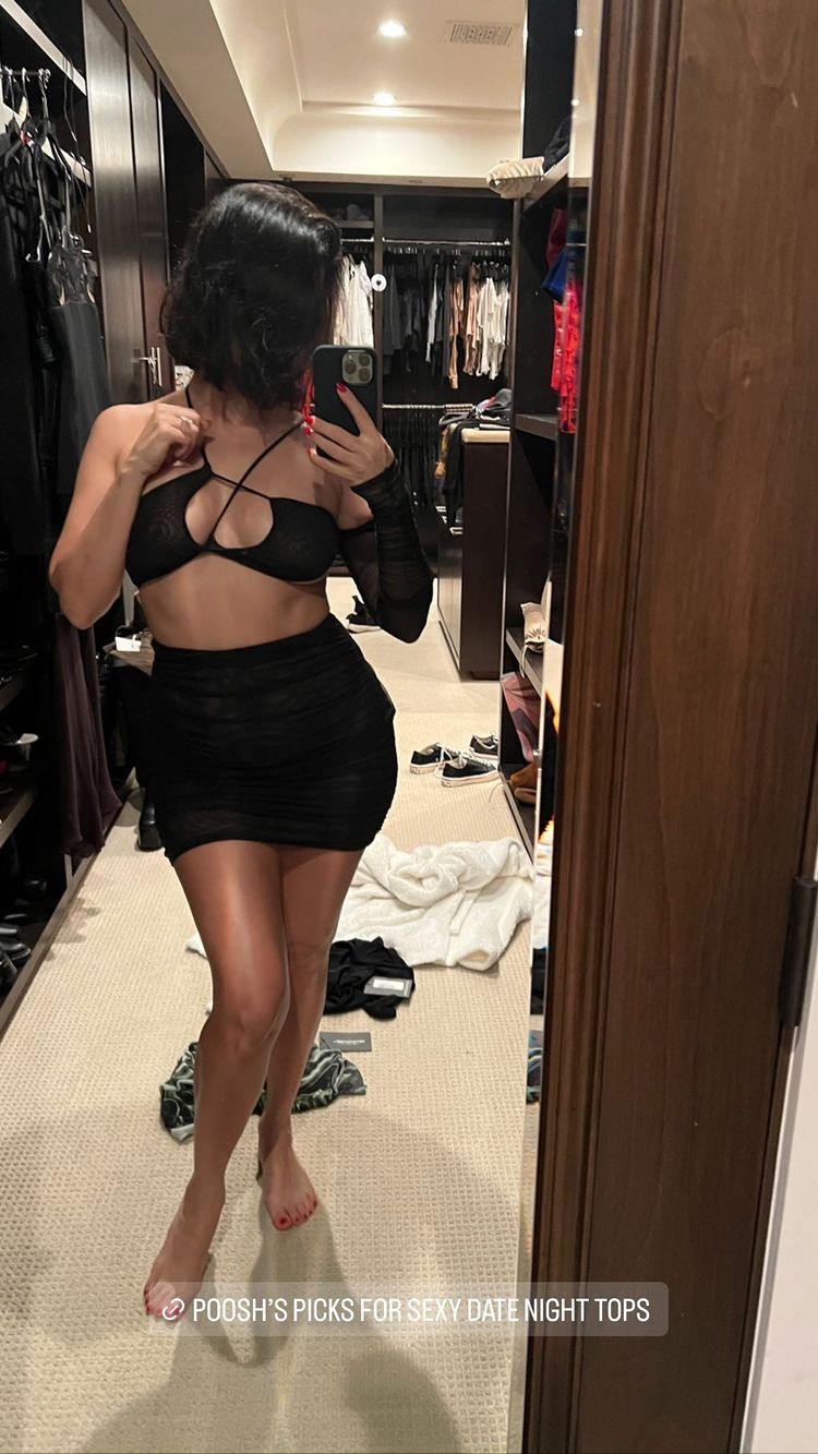 kourtney-kardashian-sexy-thefappening-cfd-6 Kourtney Kardashian Fappening