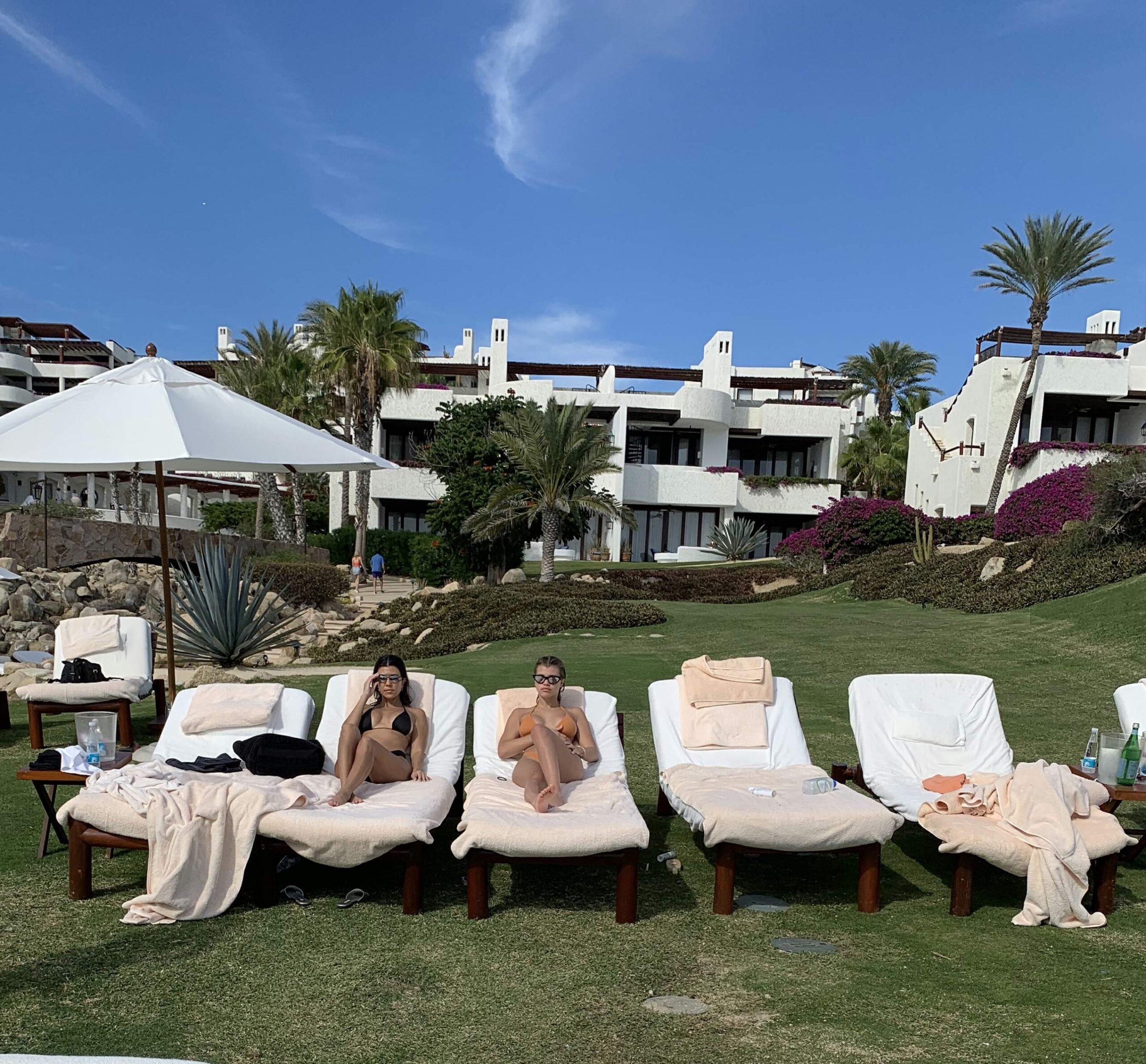 kourtney-kardashian-sofia-richie-bikini-10 kourtney kardashian sofia richie bikini 10 scaled