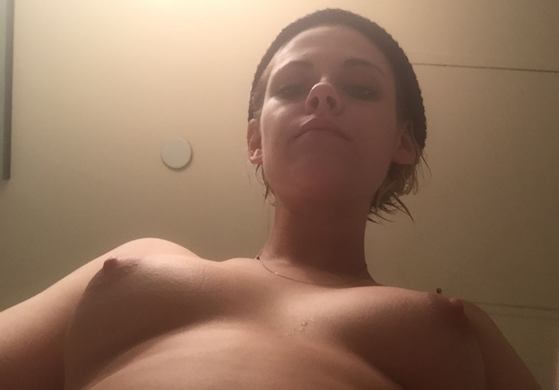 kristen-stewart-nude-leaked-thefappening-pro-17 kristen stewart nude leaked thefappening pro 17