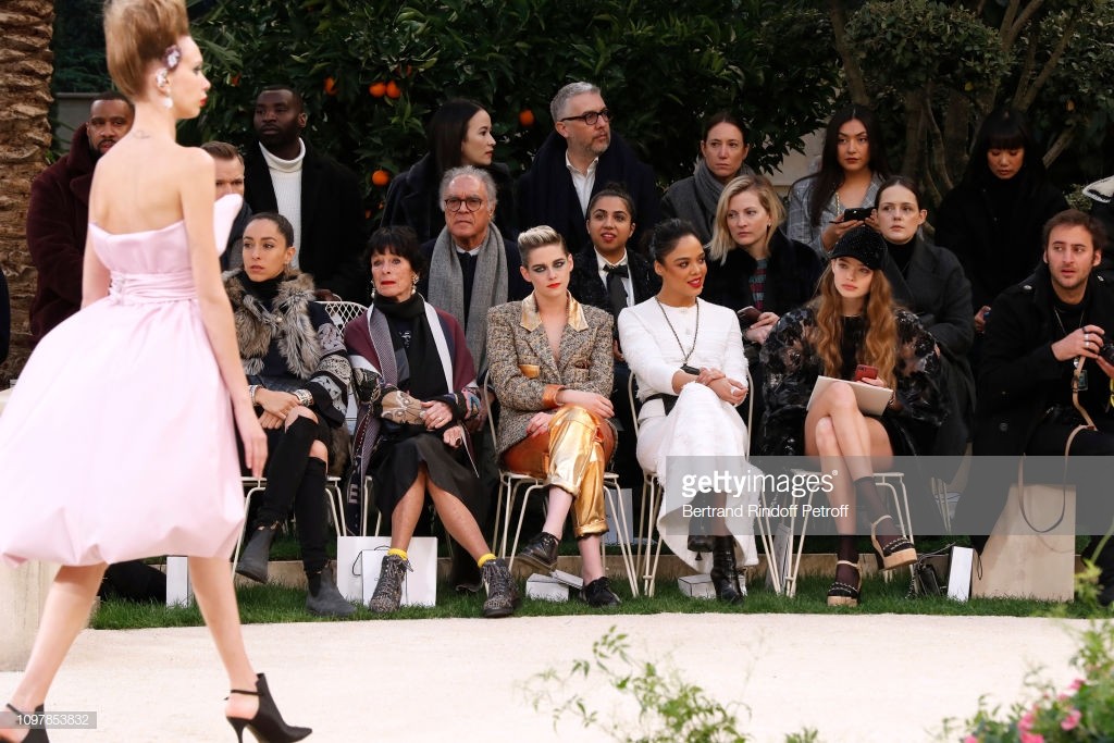 kristen-stewart-sexy-chanel-couture-2 kristen stewart sexy chanel couture 2