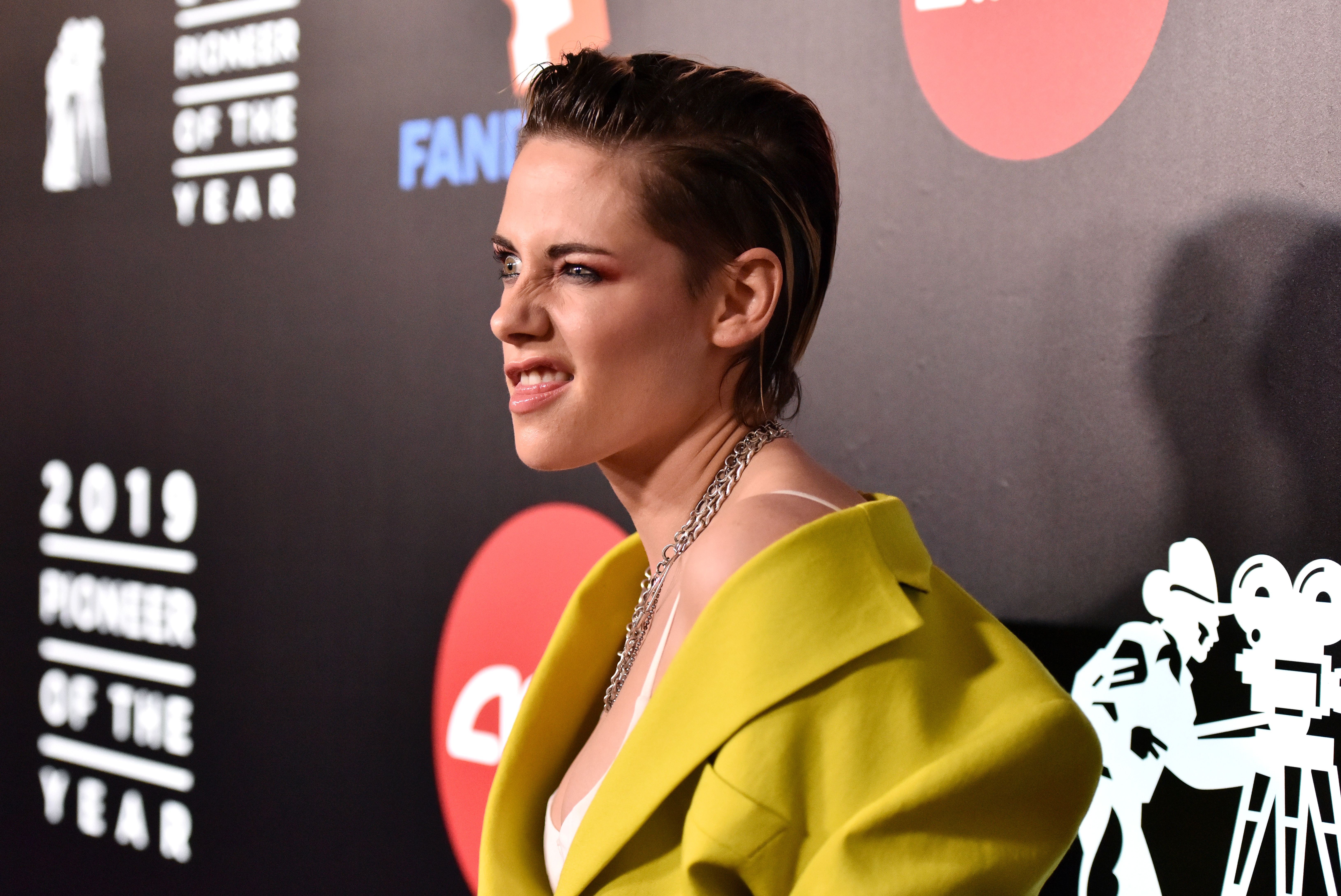 kristen-stewart-sexy-thefappening-cfd-13 kristen stewart sexy thefappening cfd 13