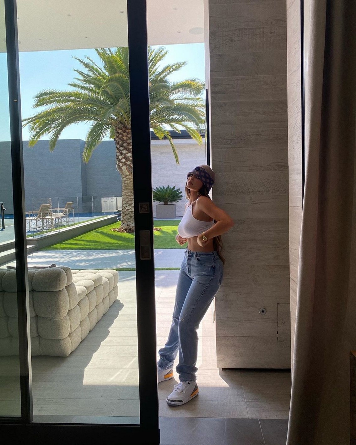 kylie-jenner-big-tits-small-top-thefappeningpro-5 kylie jenner big tits small top thefappeningpro 5