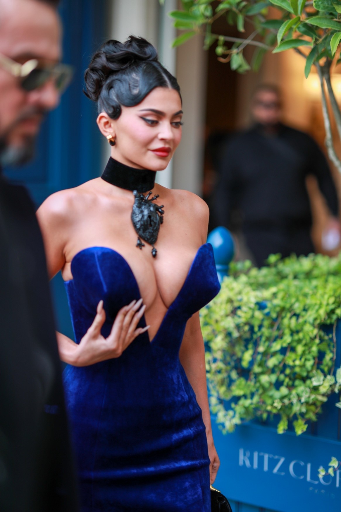 kylie-jenner-cleavage-thefappening-cfd-14 kylie jenner cleavage thefappening cfd 14