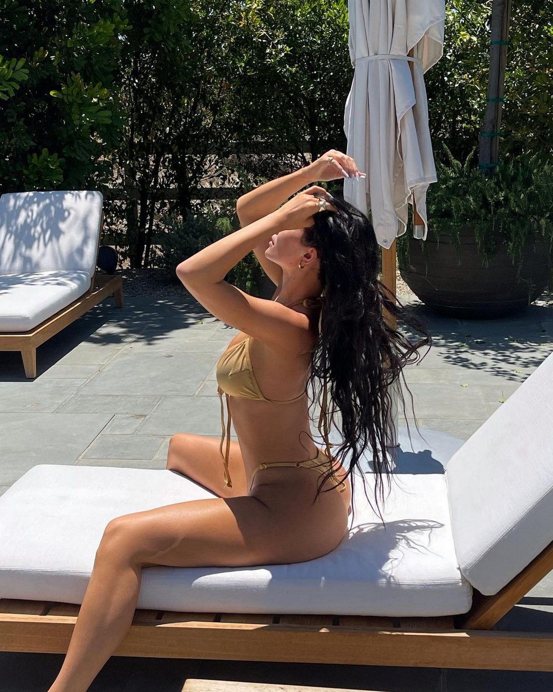 kylie-jenner-gold-bikini-thefappening-cfd-1 Kylie Jenner Bikini