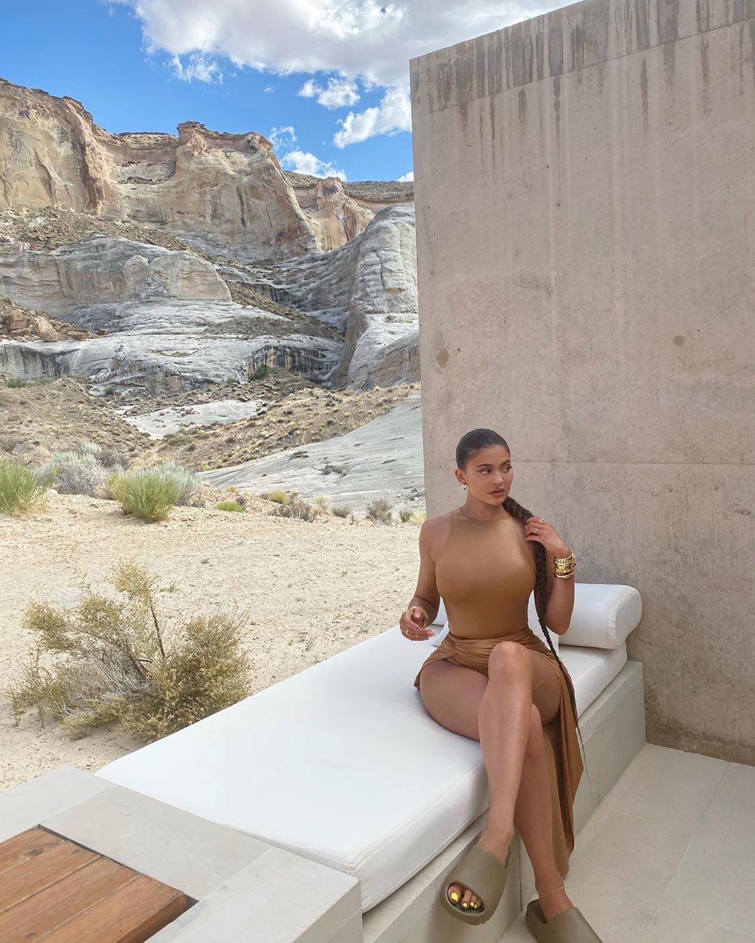 kylie-jenner-in-a-dress-that-highlights-her-tan-thefappening-pro-10 kylie jenner in a dress that highlights her tan thefappening pro 10