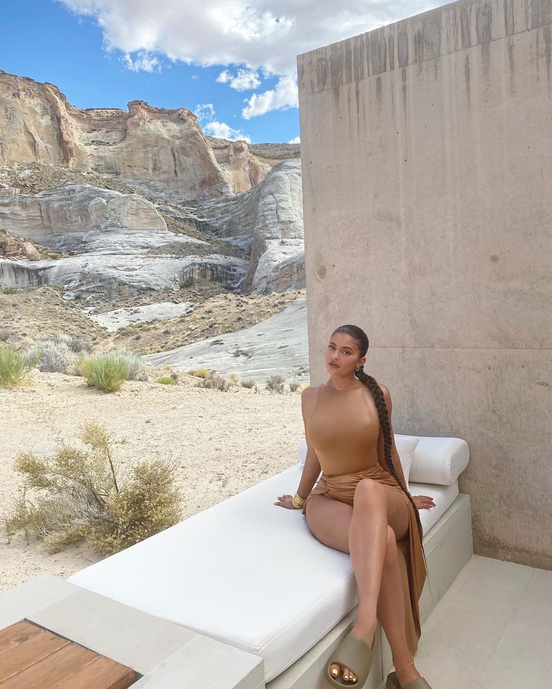 kylie-jenner-in-a-dress-that-highlights-her-tan-thefappening-pro-3 kylie jenner in a dress that highlights her tan thefappening pro 3