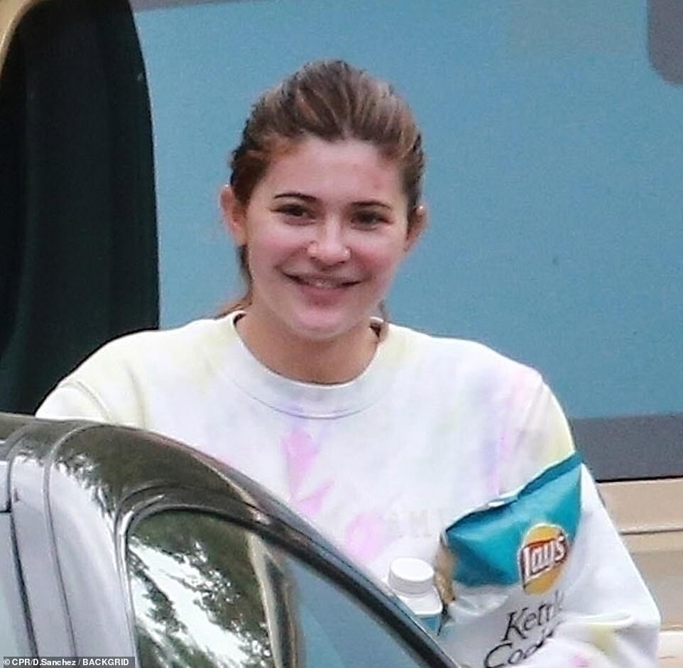 kylie-jenner-not-sexy-in-life-thefappening-cfd-7 kylie jenner not sexy in life thefappening cfd 7