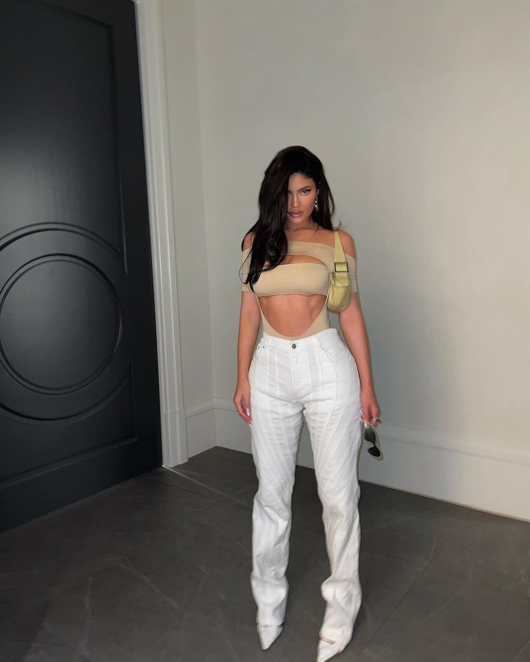 kylie-jenner-sexy-look-in-beverly-hills-thefappening-pro-20 kylie jenner sexy look in beverly hills thefappening pro 20