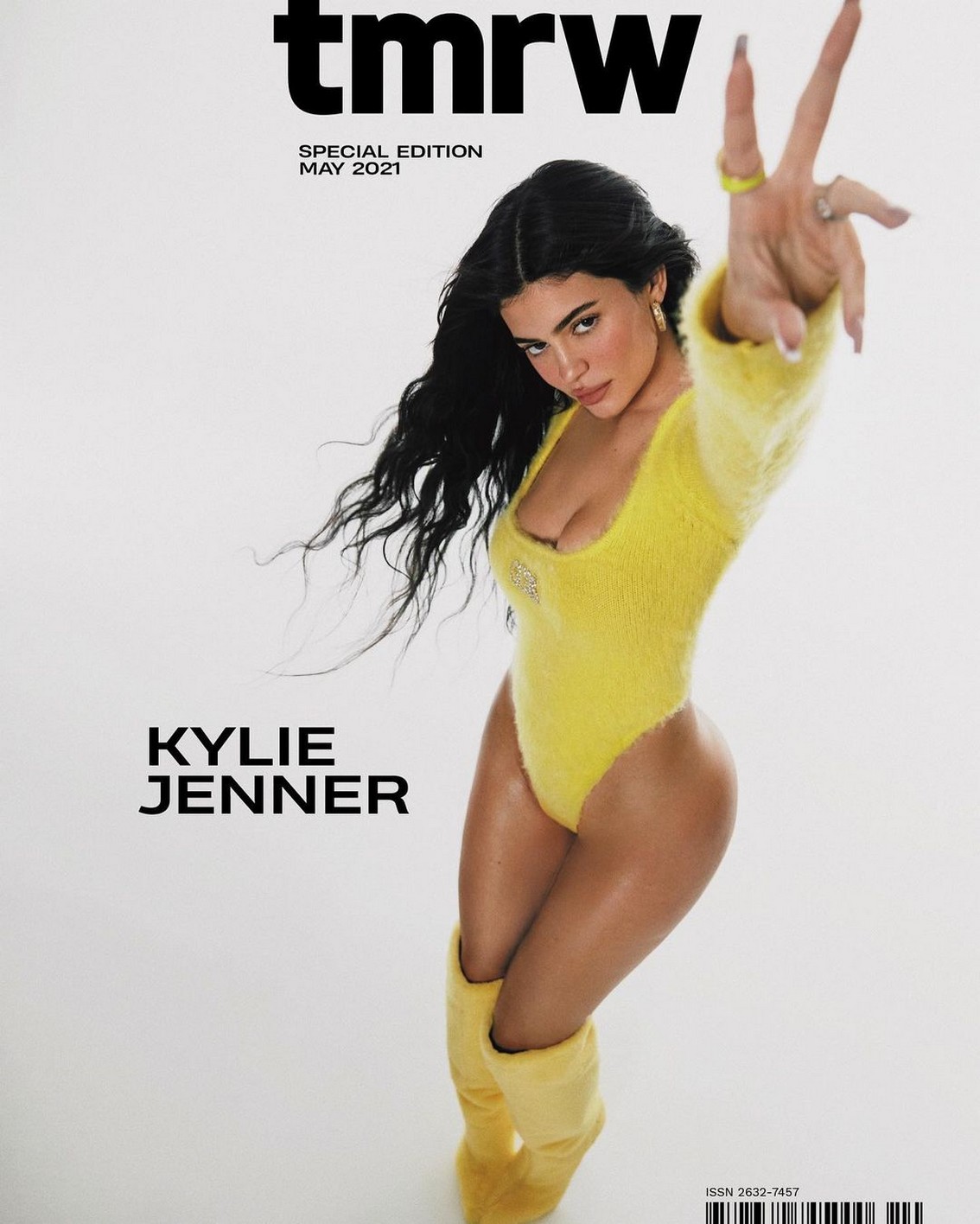 kylie-jenner-tmrw-magazine-thefappening-cfd-3 Kylie Jenner Tmrw Magazine