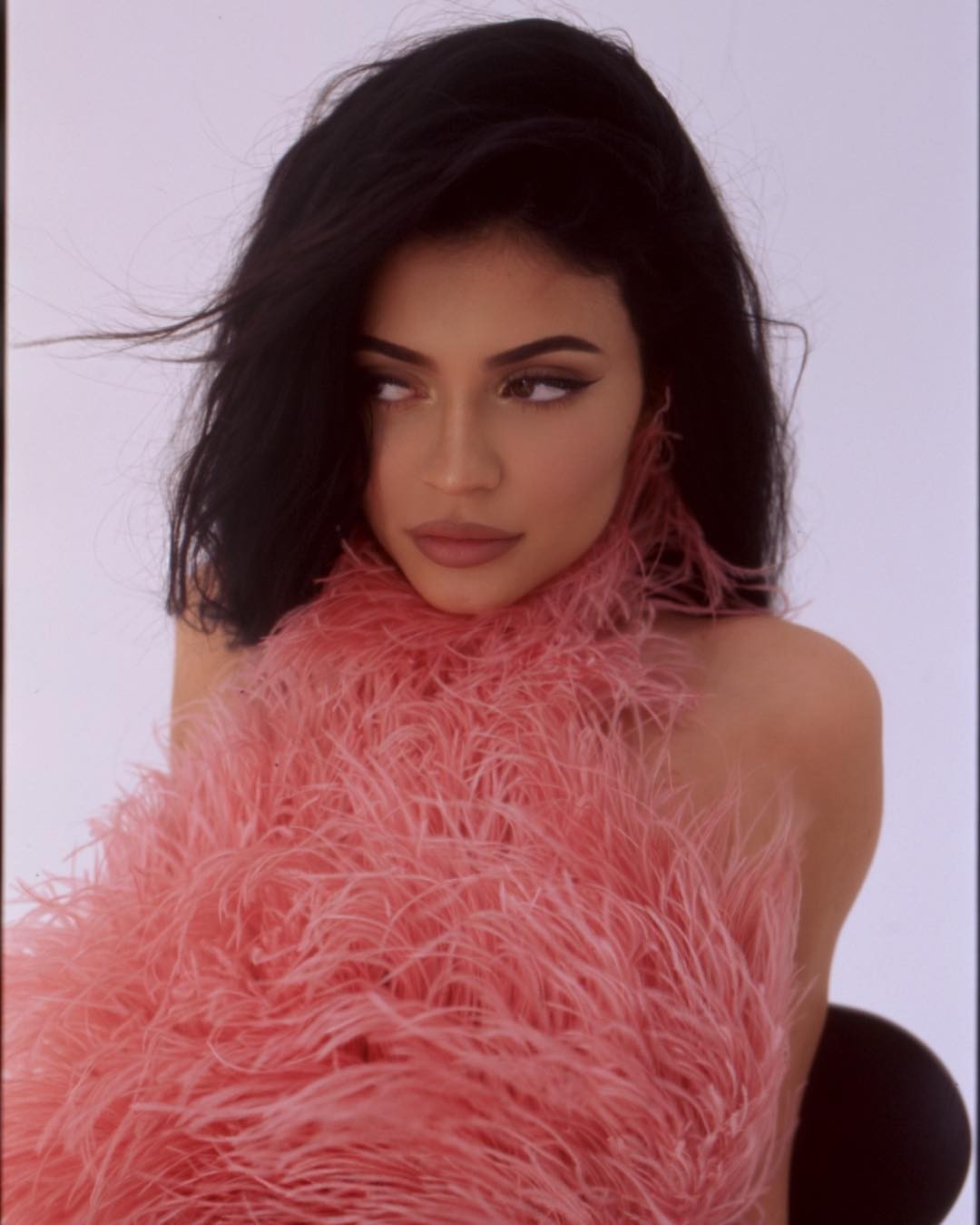 kylie-jenner-valentine-collection-sexy-3 kylie jenner valentine collection sexy 3