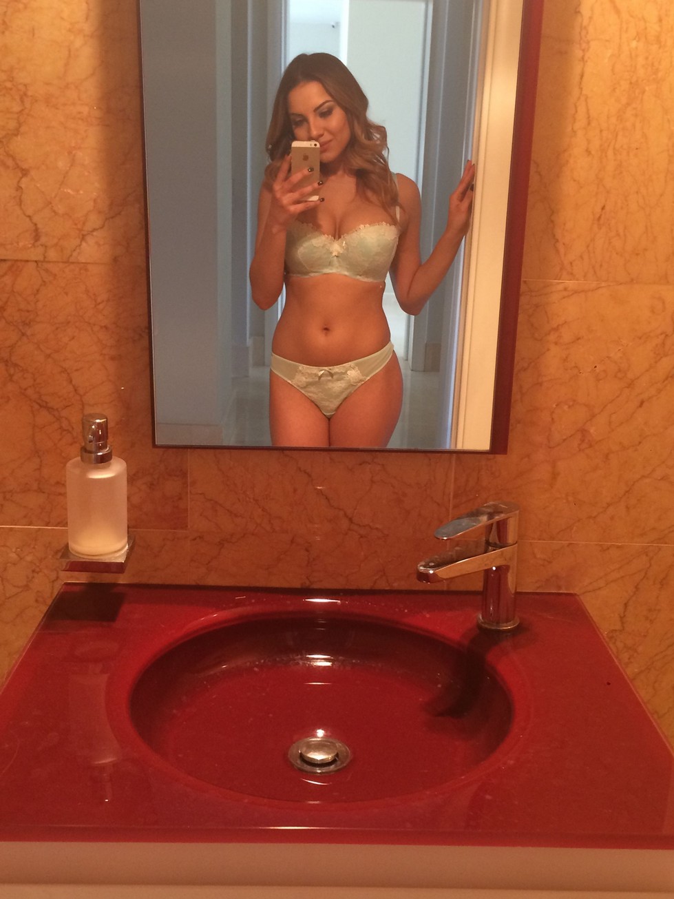 lacey-banghard-59-nude-thefappening-pro_ lacey banghard 59 nude thefappening pro