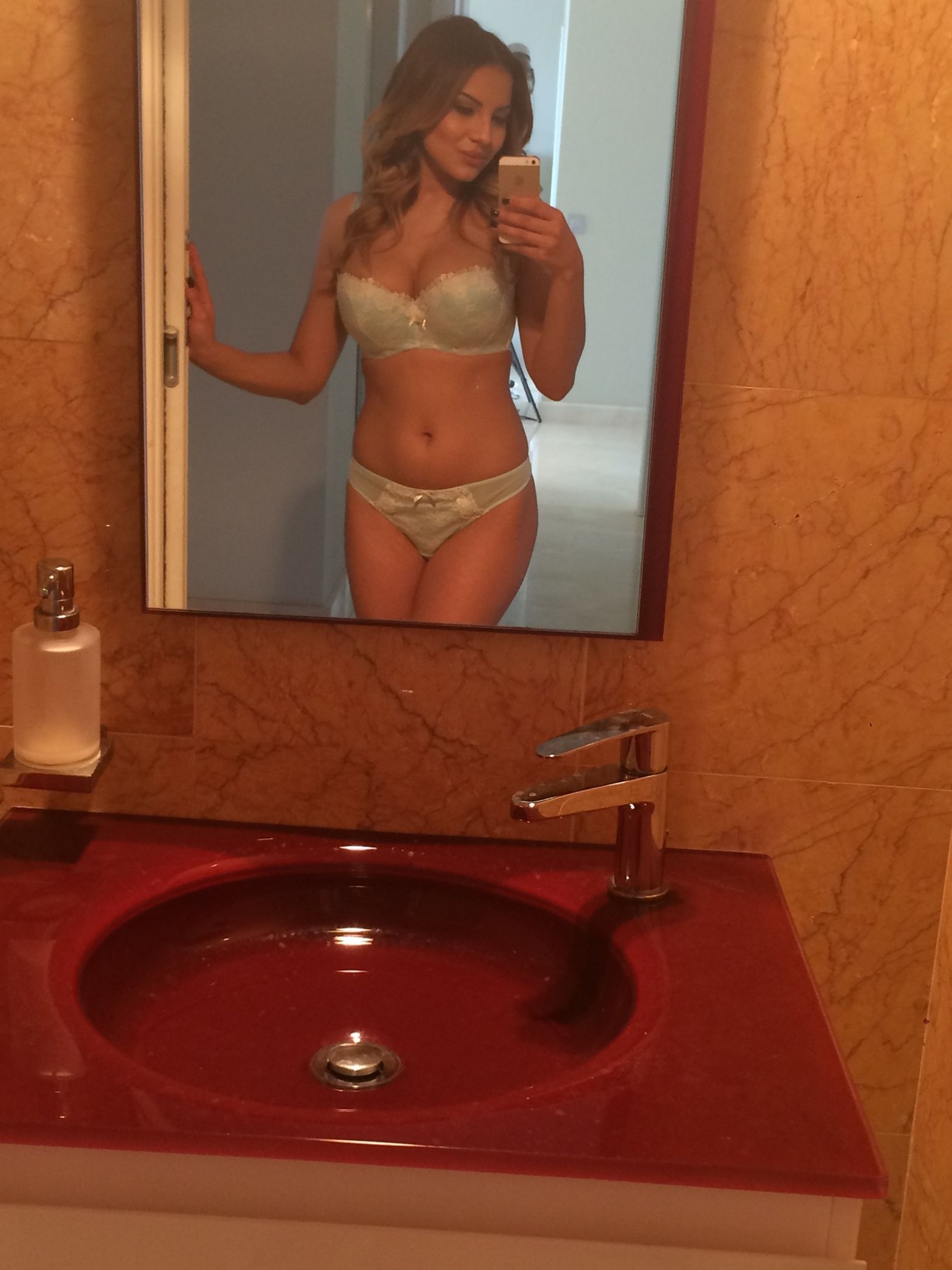 lacey-banghard-62-nude-thefappening-pro_ lacey banghard 62 nude thefappening pro