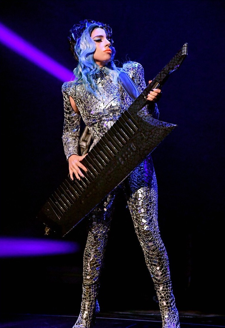 lady-gaga-sexy-enigma-show-1 lady gaga sexy enigma show 1