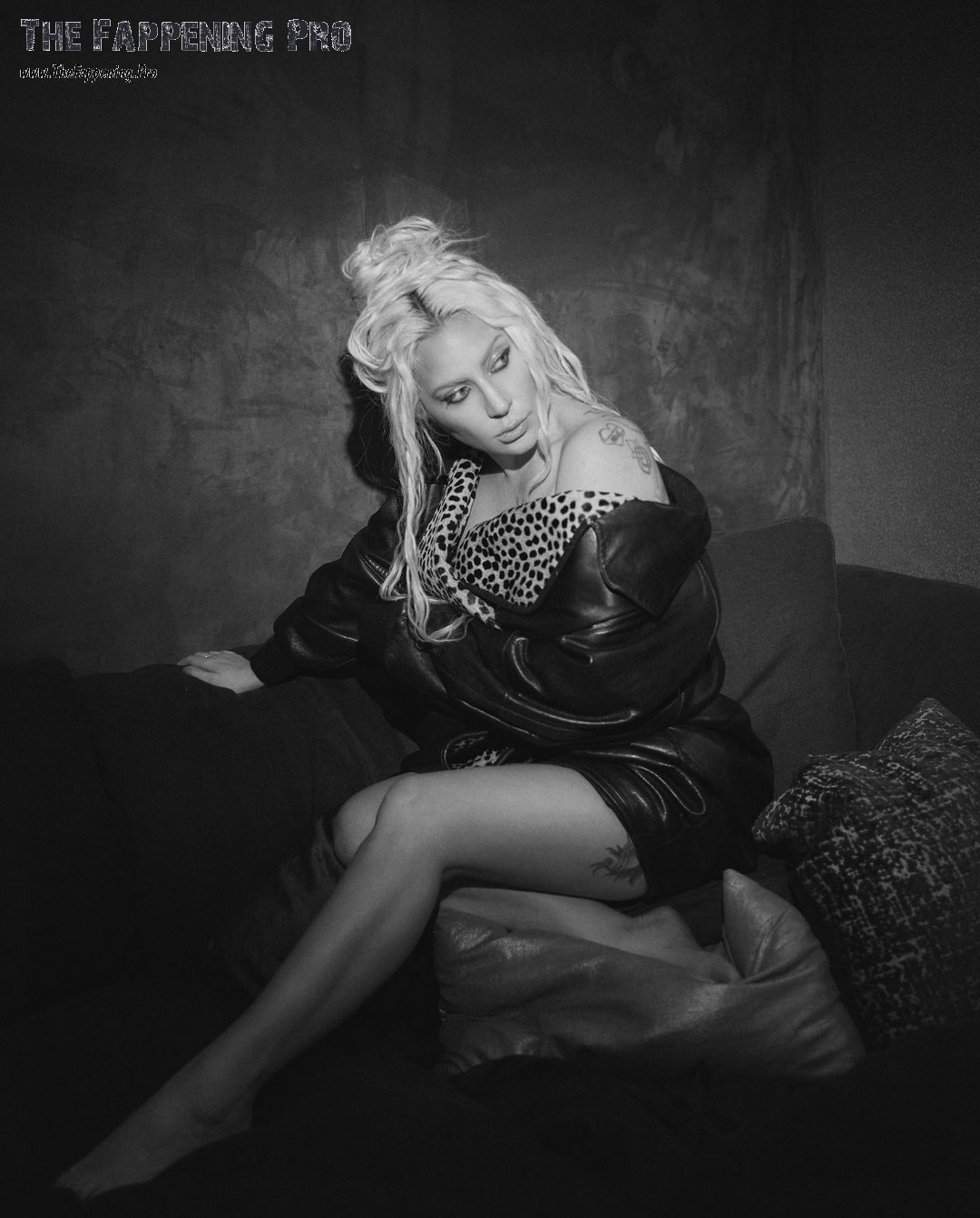 lady-gaga-sexy-thefappening-cfd-5-1 Lady Gaga Leggy