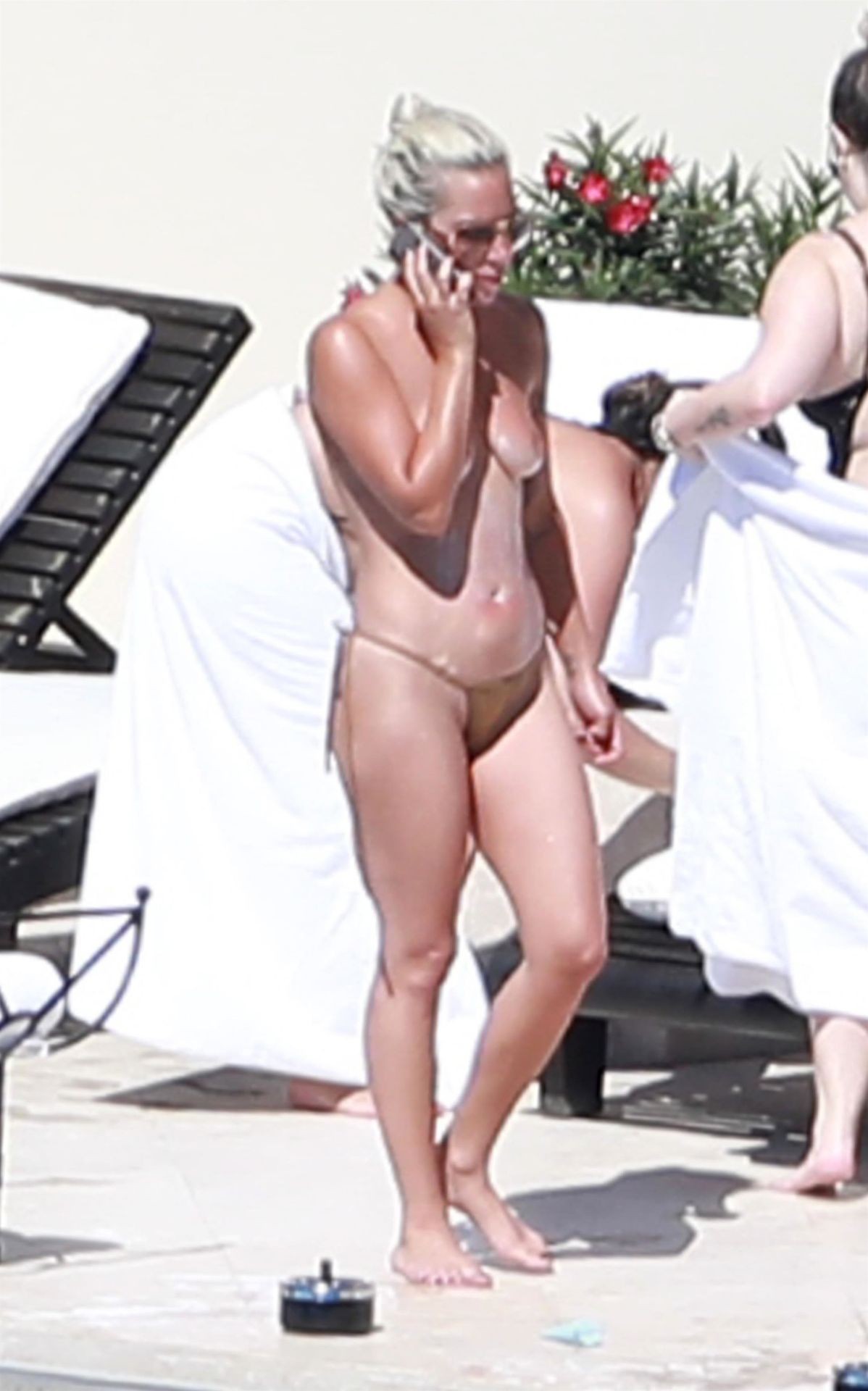 lady-gaga-topless-nude-10 lady gaga topless nude 10