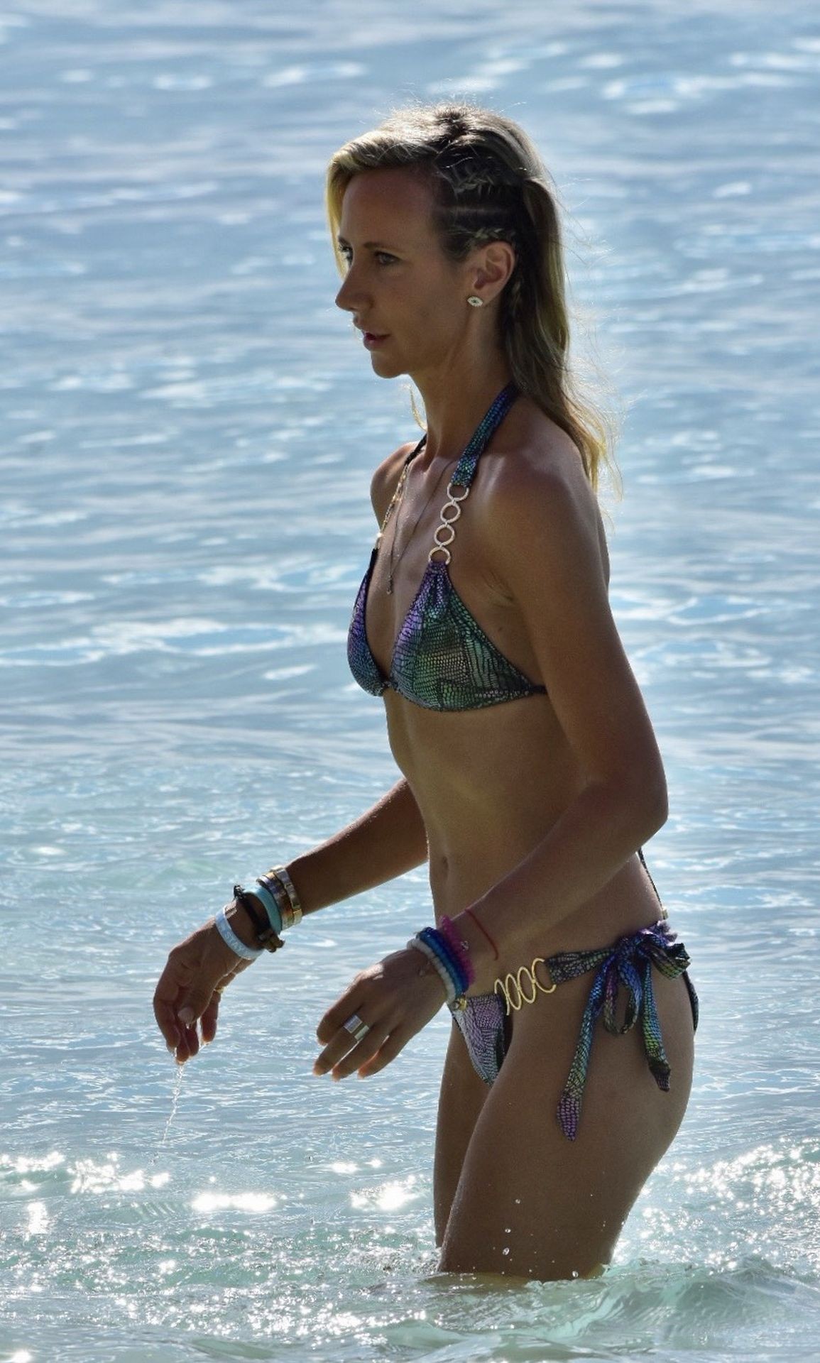 lady-victoria-hervey-sexy-ass-21 lady victoria hervey sexy ass 21