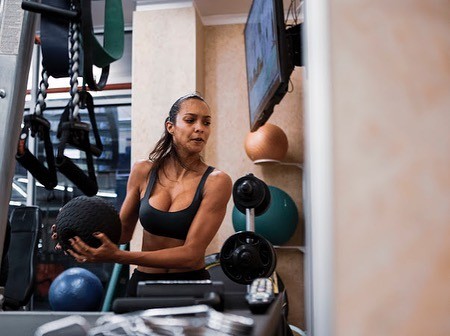 lais-ribeiro-sexy-2020-thefappening-pro-30 Lais Ribeiro Workout