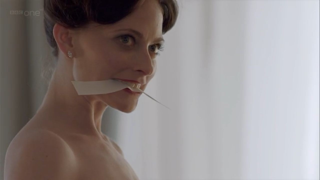 lara-pulver-nude-sexy-33 lara-pulver-nude-sexy-33