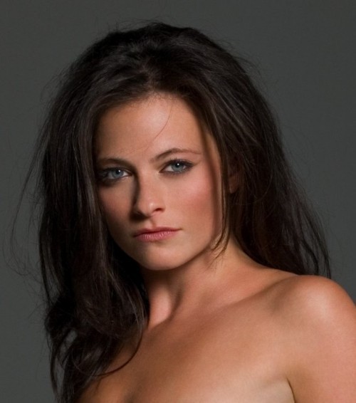 lara-pulver-nude-sexy-36 lara-pulver-nude-sexy-36