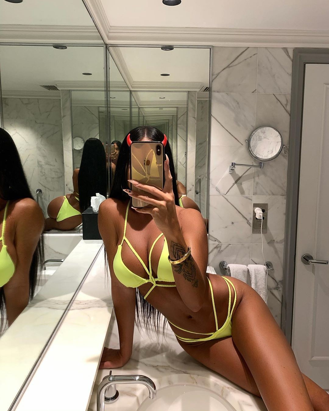 laura-amy-sexy-ryderwear-thefappening-pro-10 Laura Amy Selfie