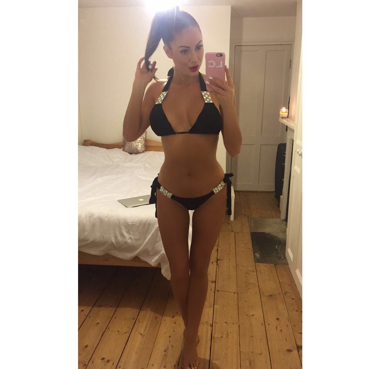 laura-carter-8-nude-thefappening-pro_ laura carter 8 nude thefappening pro