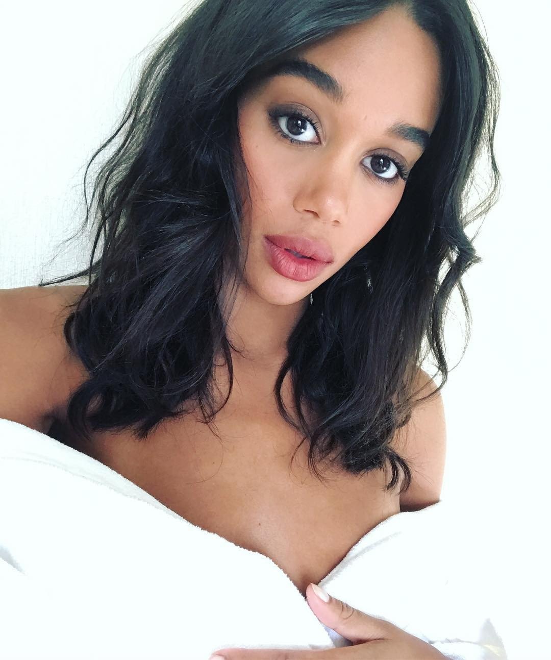 laura-harrier-selfie-thefappening-cfd-1 Laura Harrier Selfie