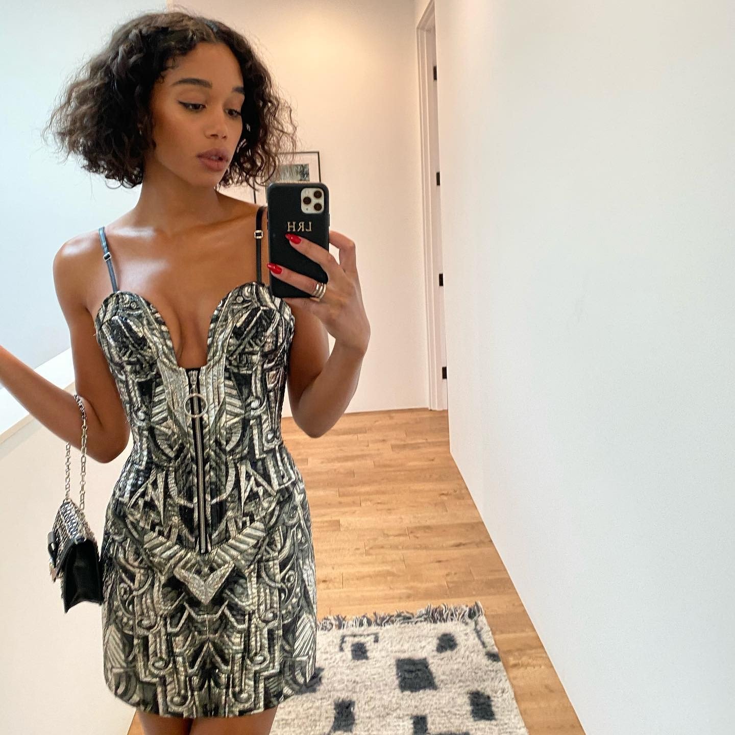 laura-harrier-selfie-thefappening-cfd-5 laura harrier selfie thefappening cfd 5