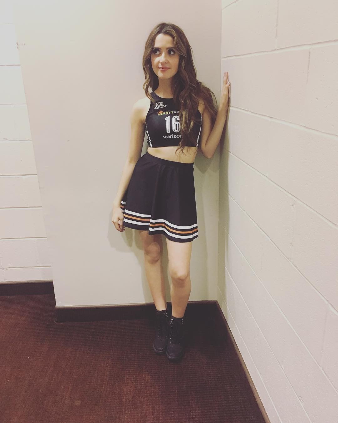 laura-marano-leggy-thefappening-cfd-11 laura marano leggy thefappening cfd 11