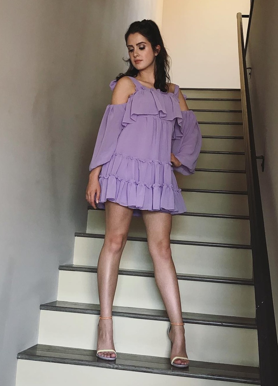 laura-marano-leggy-thefappening-cfd-15 Laura Marano Sexy Legs