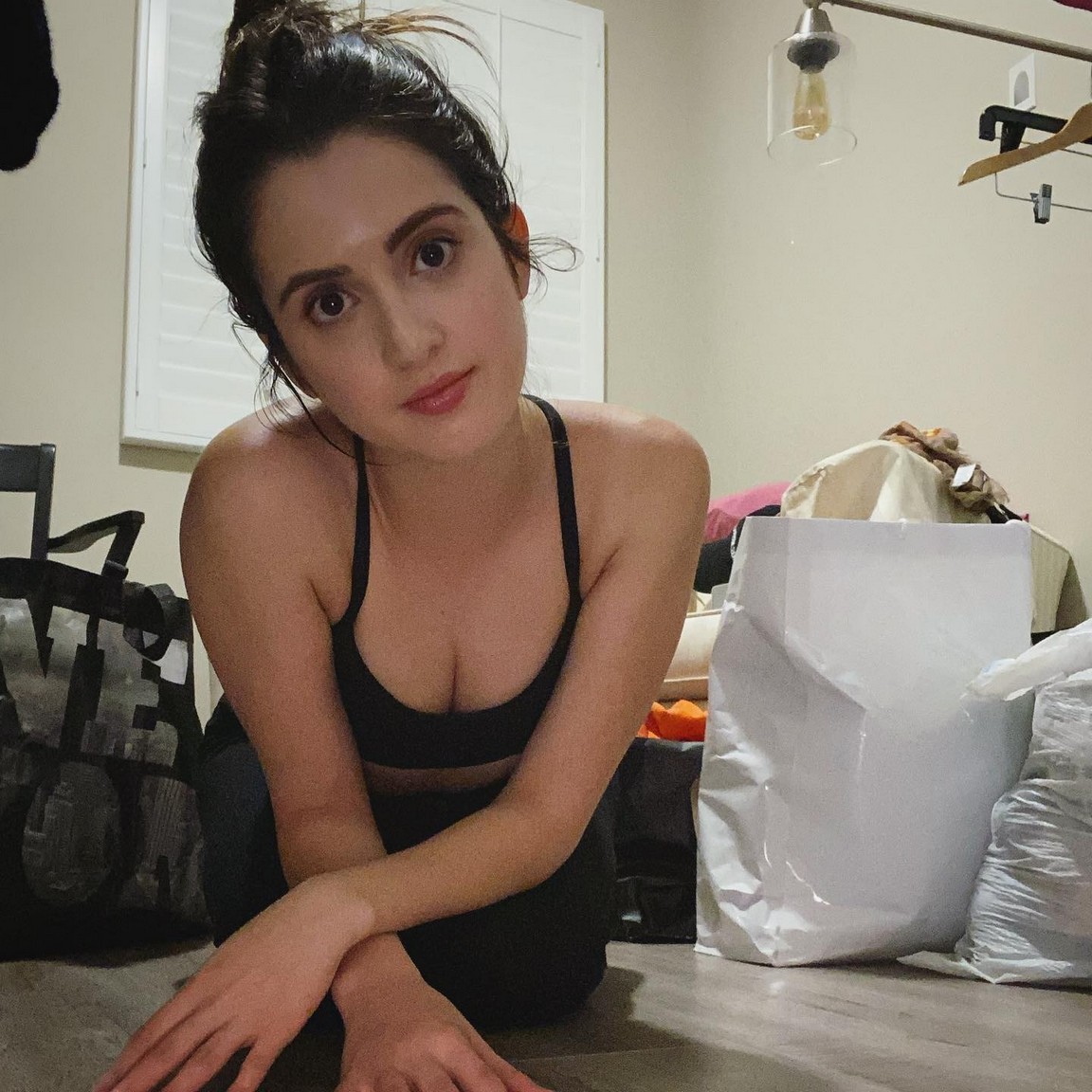 laura-marano-selfie-thefappening-cfd-4 Laura Marano Hot Selfie