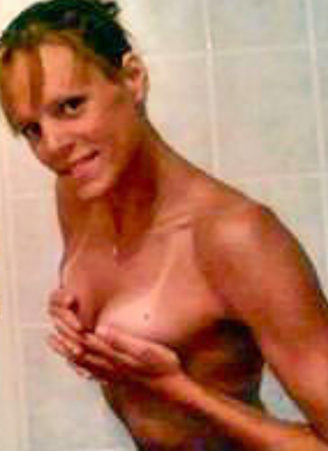 laure-manaudou-nude-thefappening-cfd-2 laure manaudou nude thefappening cfd 2