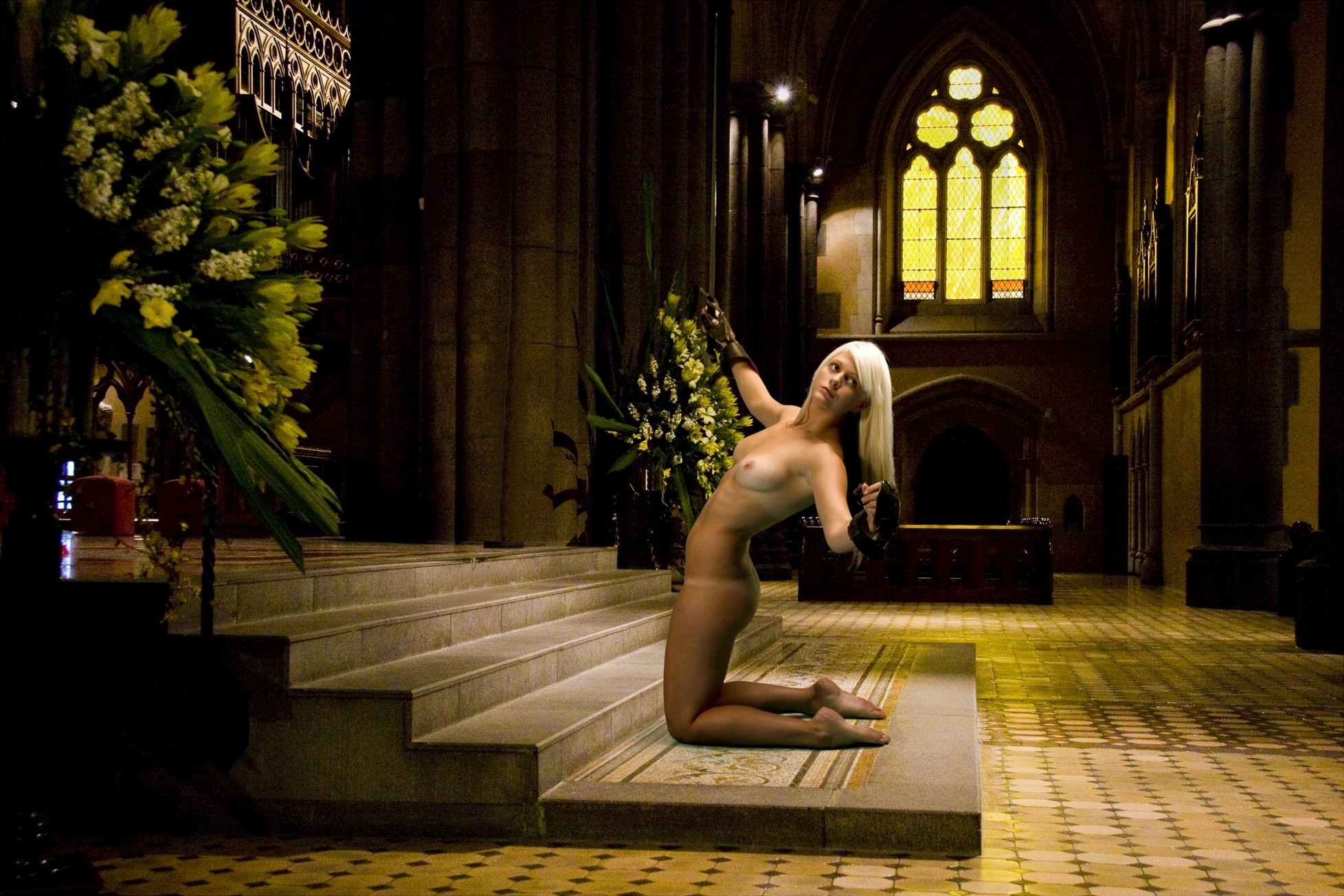 lauren-penny-nude-blonde-with-sword-thefappening-cfd-19 lauren penny nude blonde with sword thefappening cfd 19
