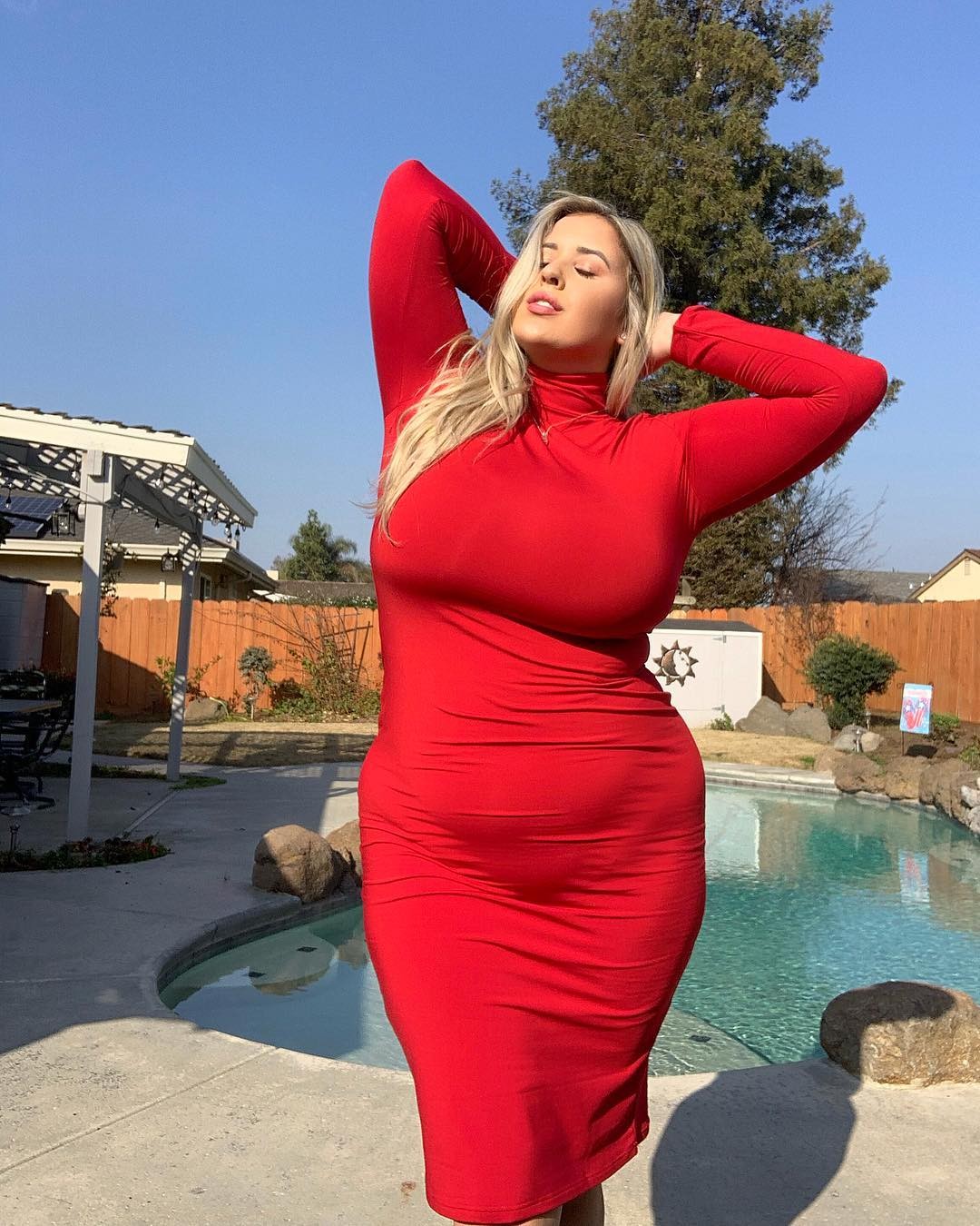 lauren-sangster-sexy-thefappening-pro-51 Lauren Sangster Wearing Tight Dress