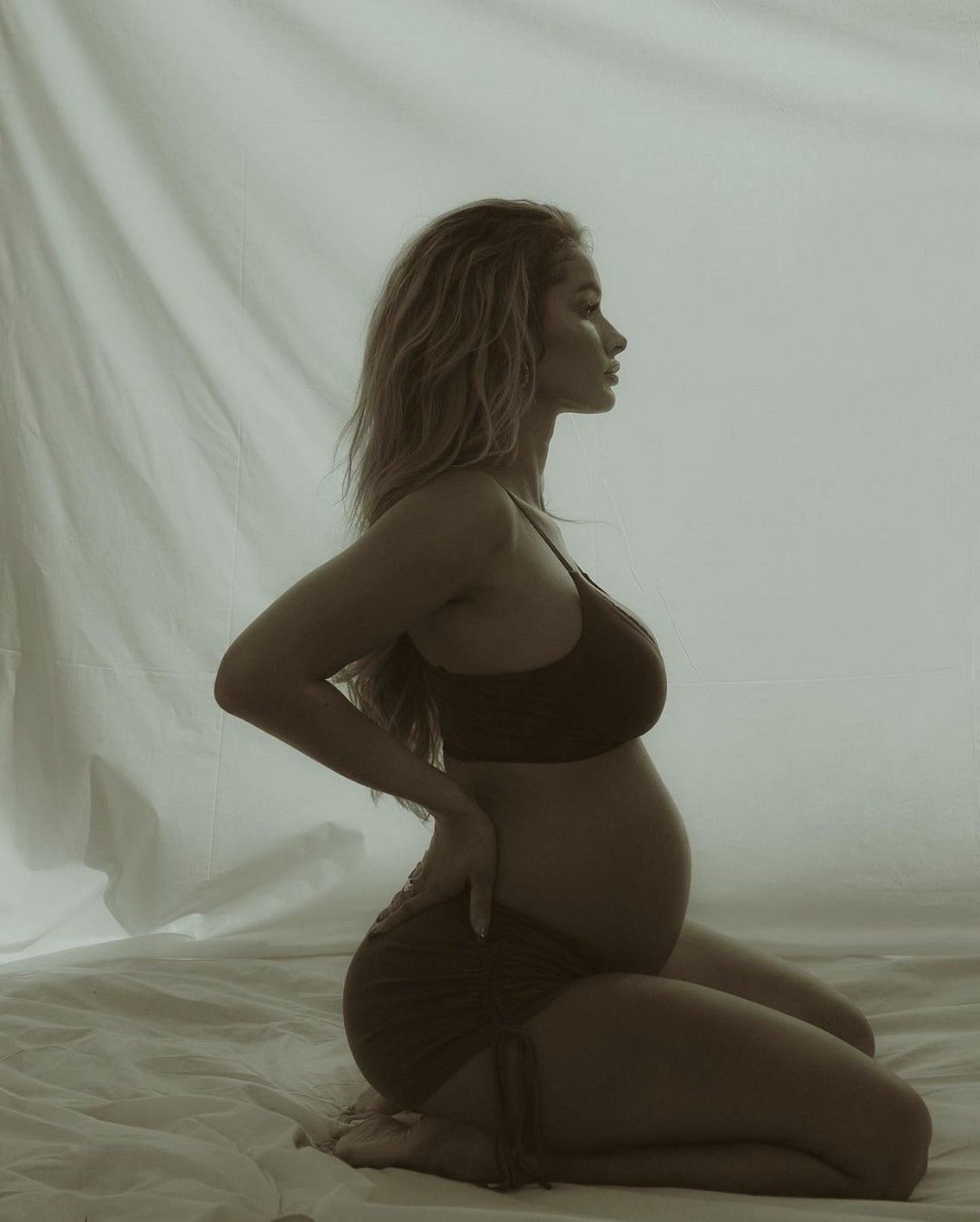 lauren-wood-pregnant-and-hot-thefappening-cfd-2 Lauren Wood Preggo