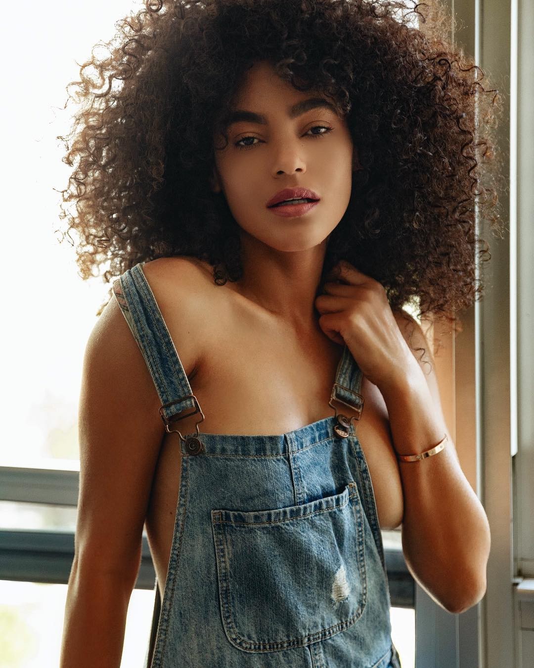 leila-depina-topless-sexy-18 leila depina topless sexy 18