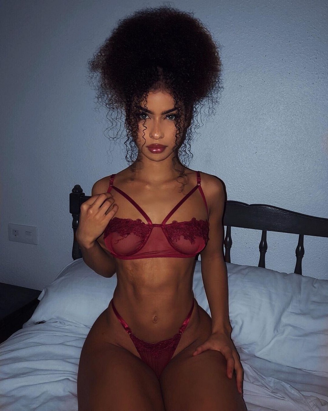 lemys-sexiest-pics-never-published-before-thefappening-cfd-13 Lemy In Lingerie