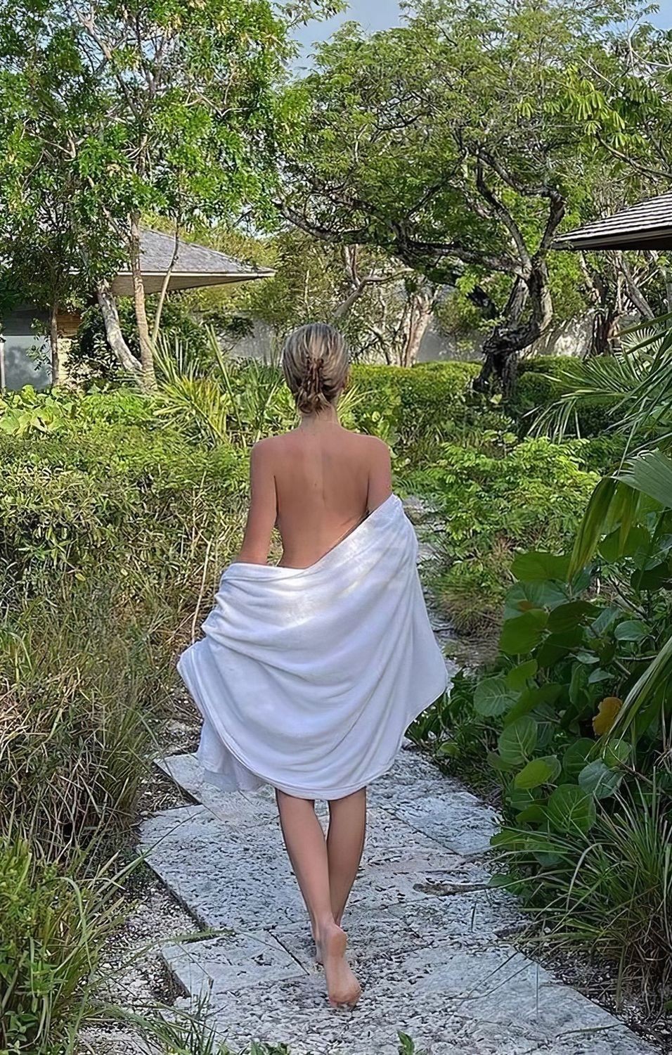 leni-klum-nude-and-sexy-thefappening-cfd-20 Leni Klum Nude