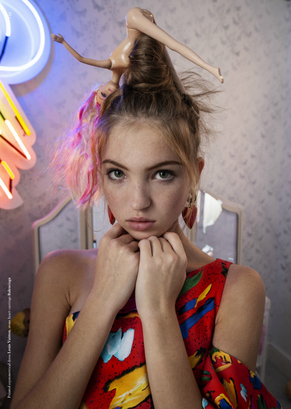 lila-grace-moss-pretty-on-selfie-thefappening-cfd-2 Lila Grace Moss Selfie