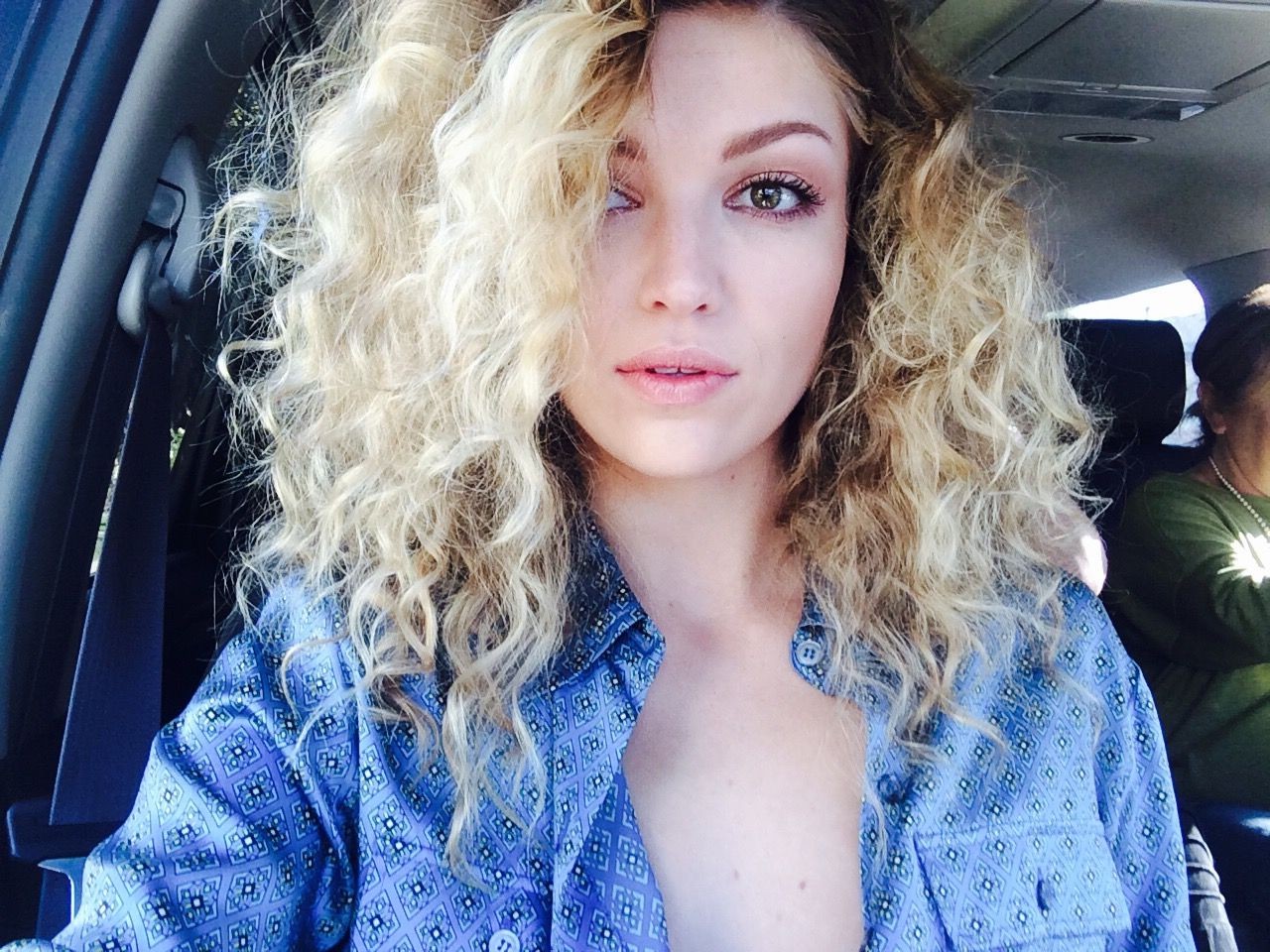 lili-simmons-fappening-nude-45 Lili-Simmons-Fappening-Nude-45