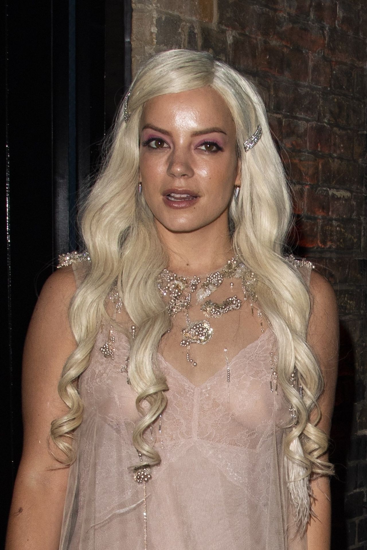 lily-allen-tits-nude-1 lily allen tits nude 1