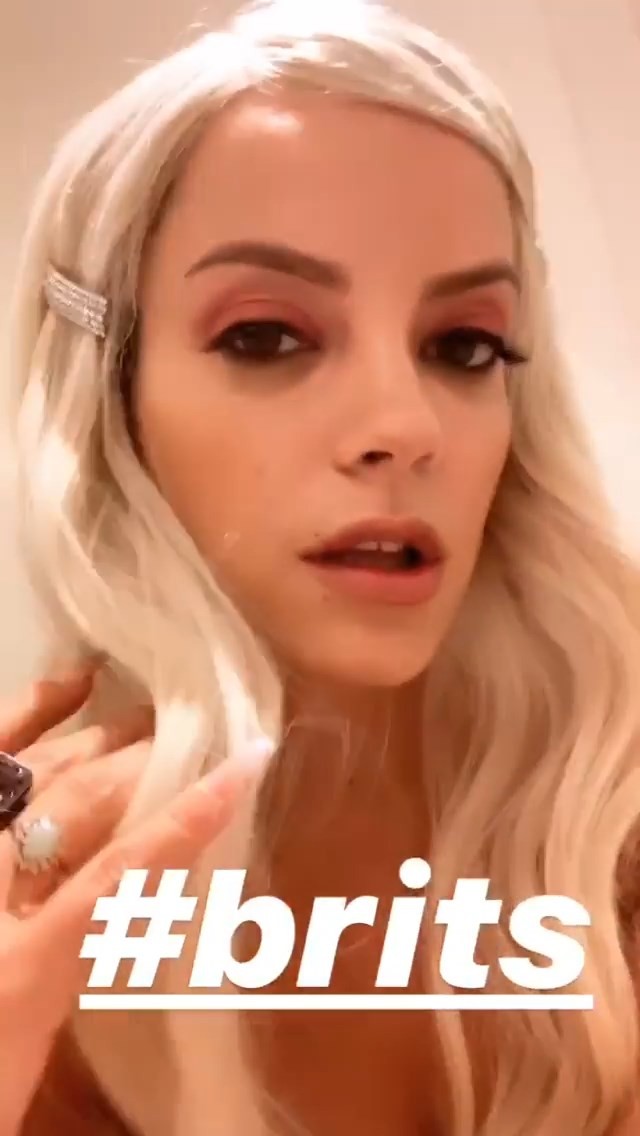 lily-allen-tits-nude-22 lily allen tits nude 22