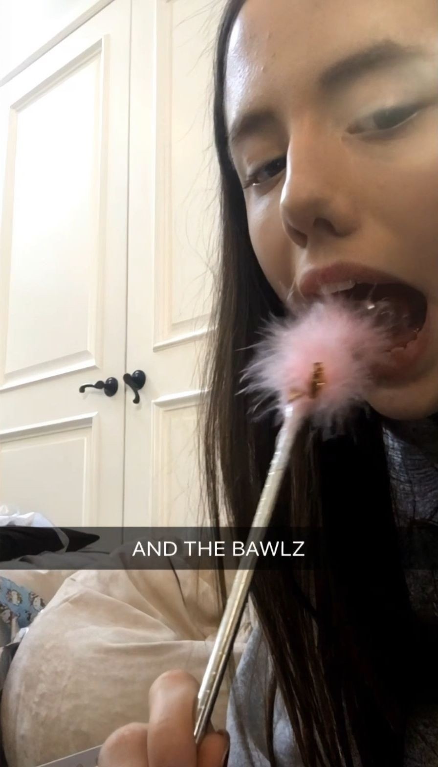 lily-mo-sheen-tiny-cock-sucker-thefappening-cfd-5 lily mo sheen tiny cock sucker thefappening cfd 5