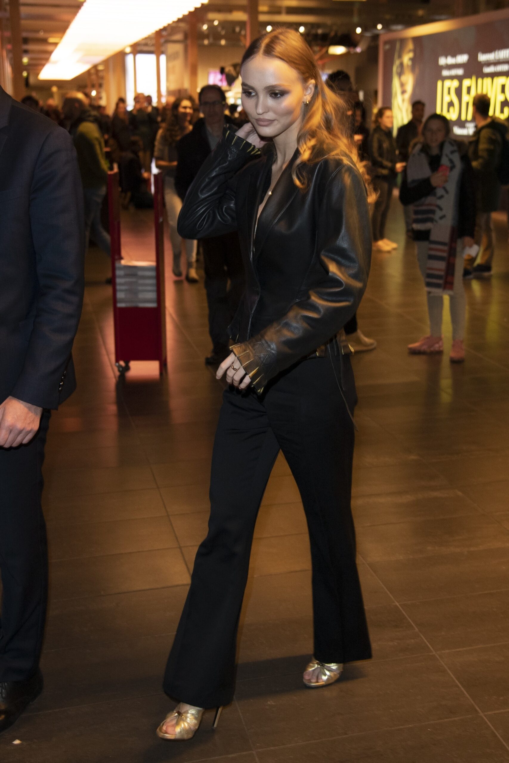 lily-rose-depp-les-fauves-premiere-10 lily rose depp les fauves premiere 10 scaled