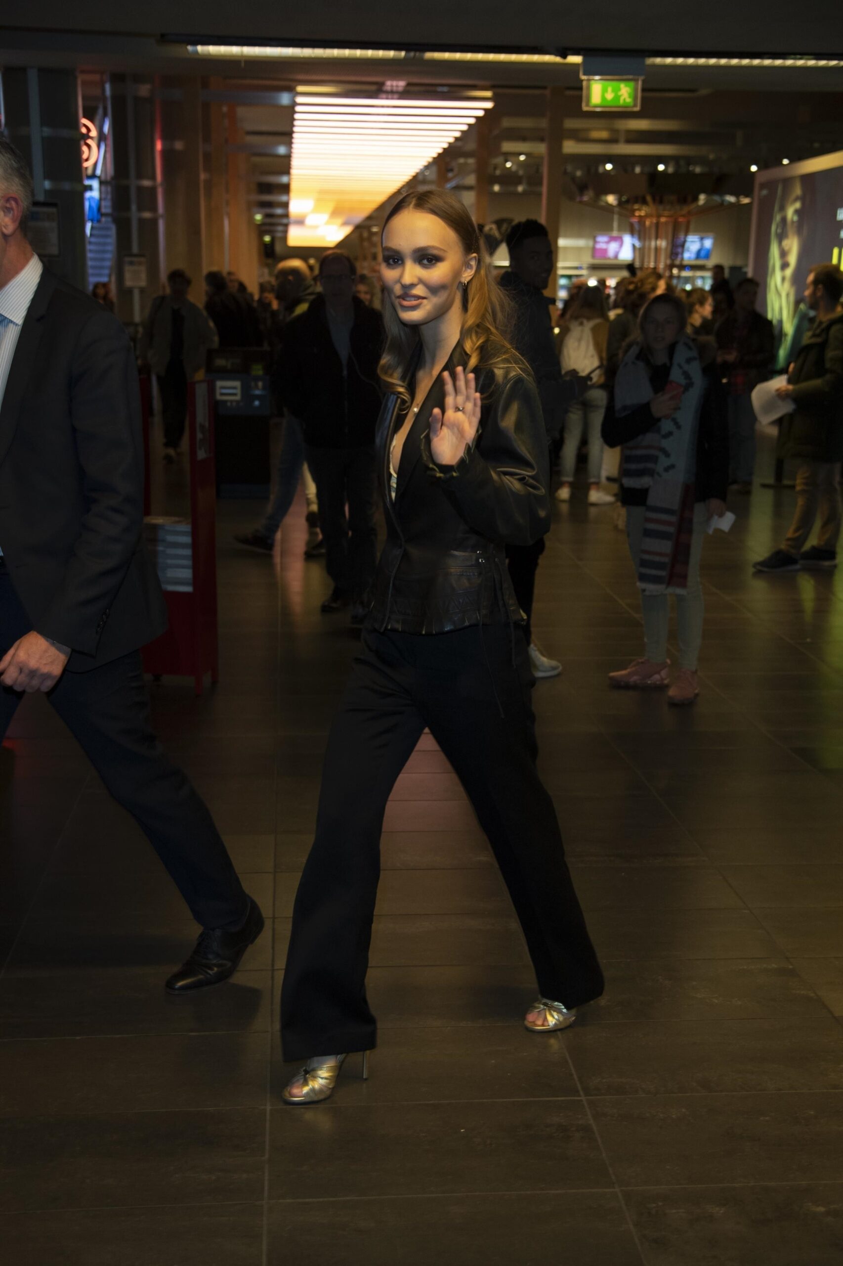 lily-rose-depp-les-fauves-premiere-12 lily rose depp les fauves premiere 12 scaled
