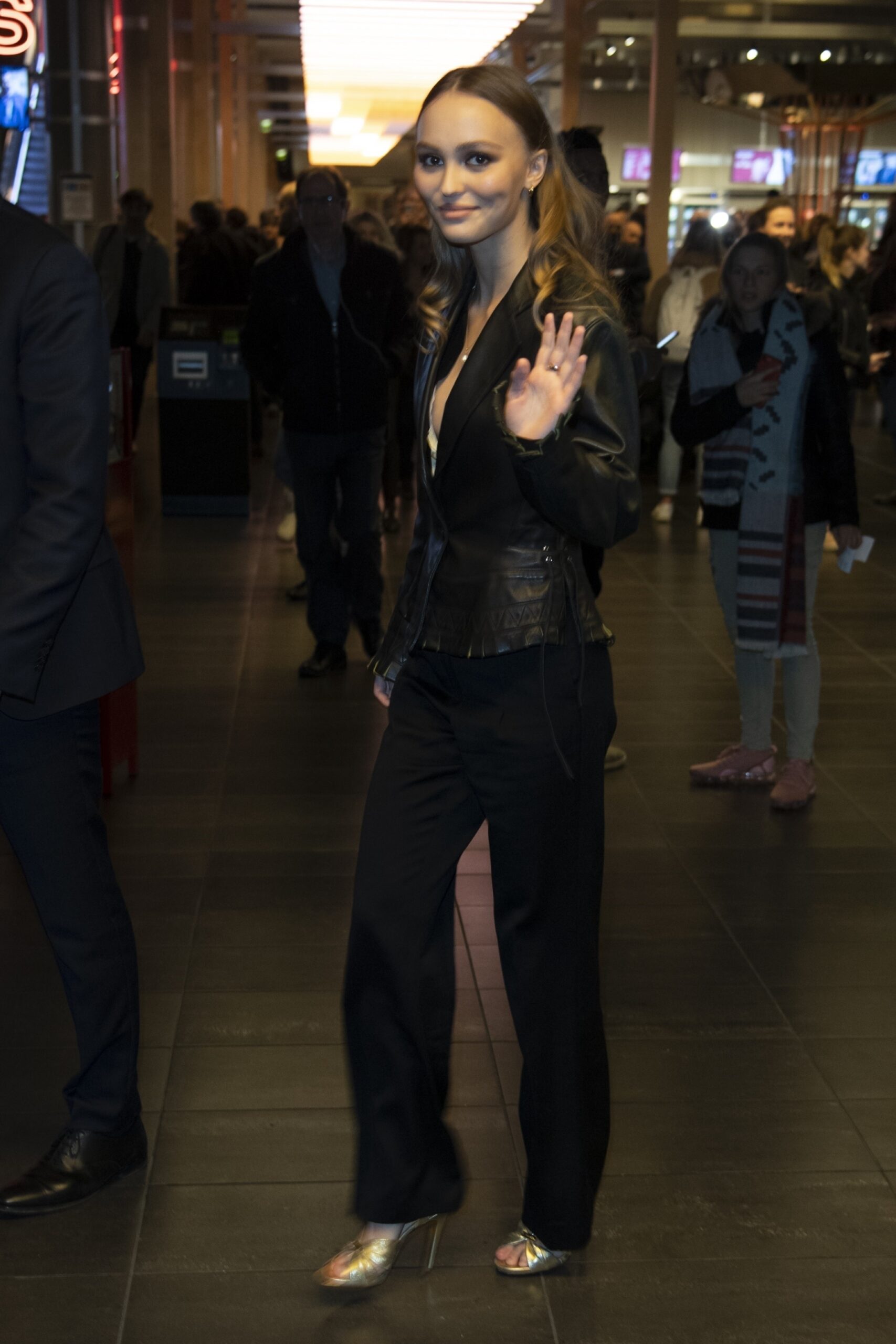 lily-rose-depp-les-fauves-premiere-6 lily rose depp les fauves premiere 6 scaled