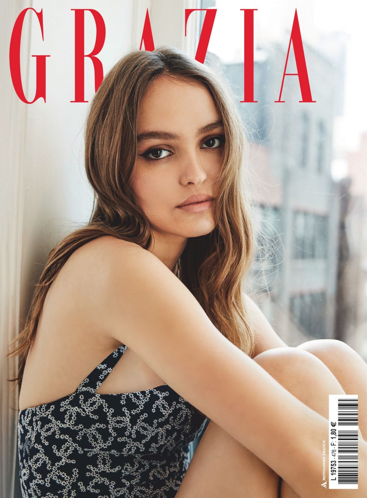 lily-rose-depp-nipples-1 lily rose depp nipples 1