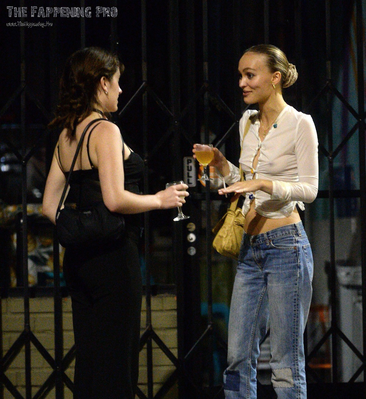 lily-rose-depp-pokies-thefappening-cfd-6 Lily-Rose Depp Fappening
