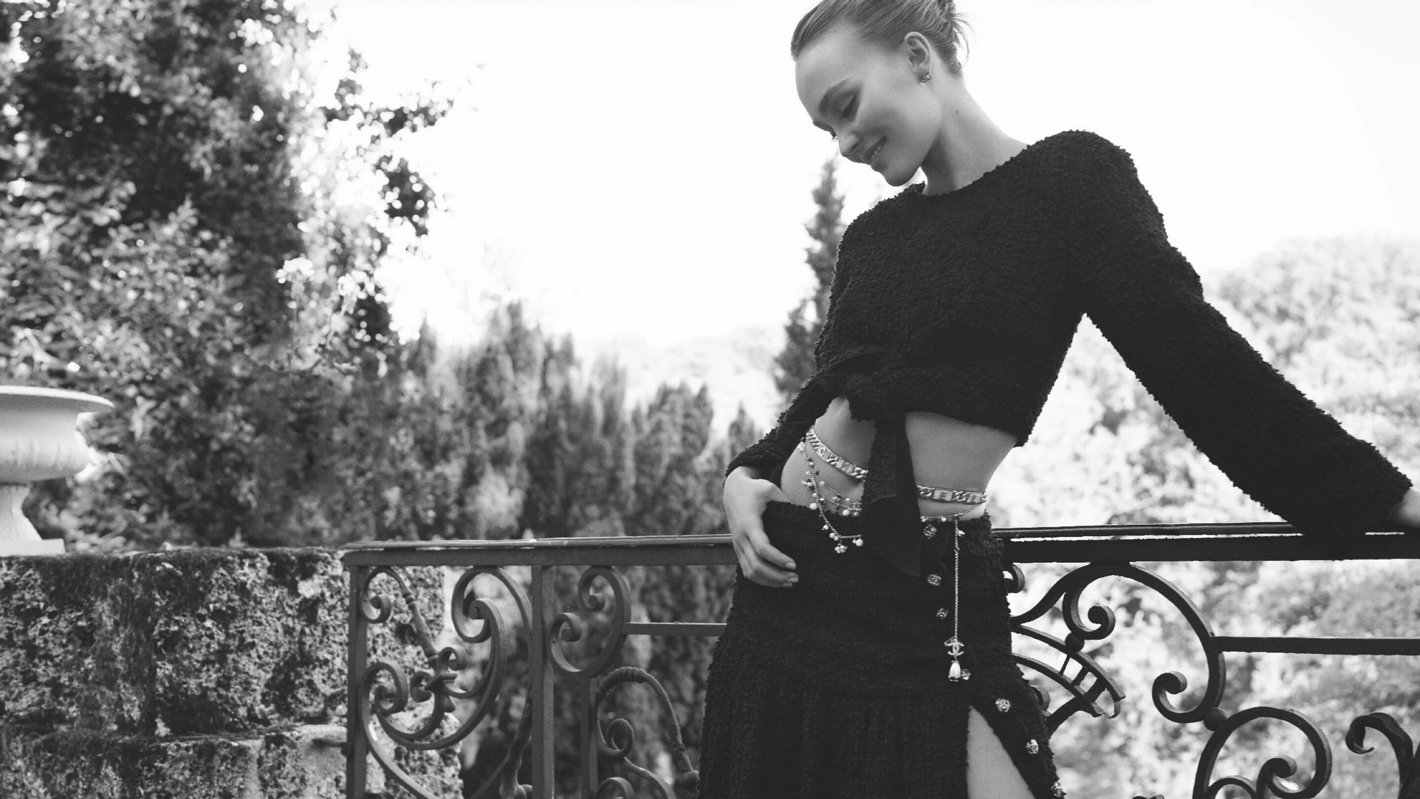 lily-rose-depp-sexy-chanel-resort-2021-thefappening-cfd-8 lily rose depp sexy chanel resort 2021 thefappening cfd 8
